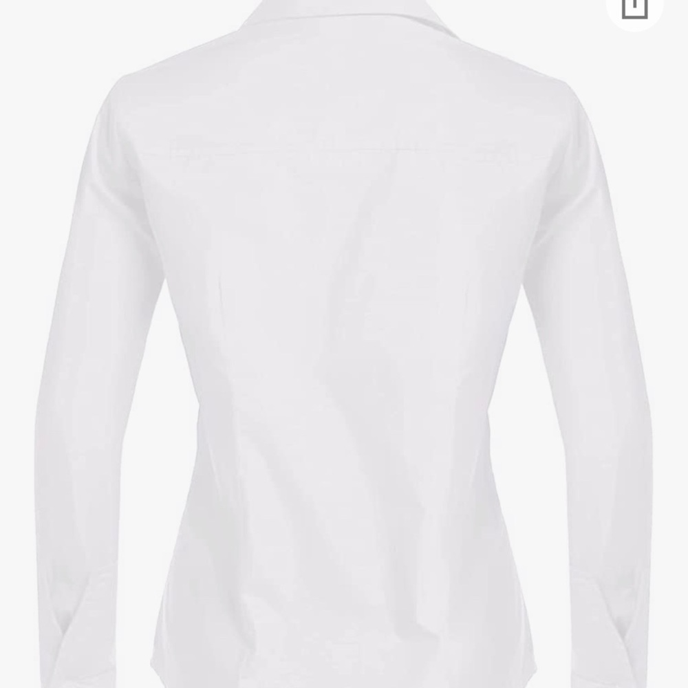 Liz Claiborne wrinkle free Oxford top
